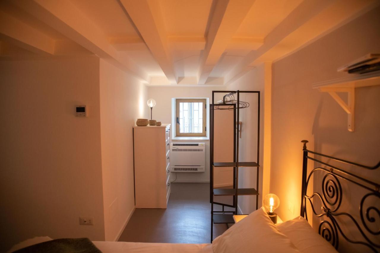 Casa Sant'Orsola - Appartamento Nella Citta Antica Molfetta Bagian luar foto
